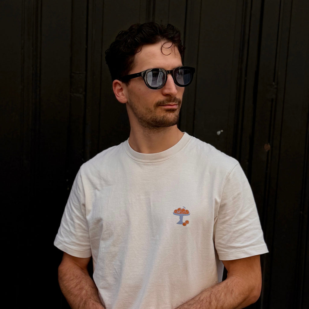 Lunettes de soleil rondes noires La Solar portées
